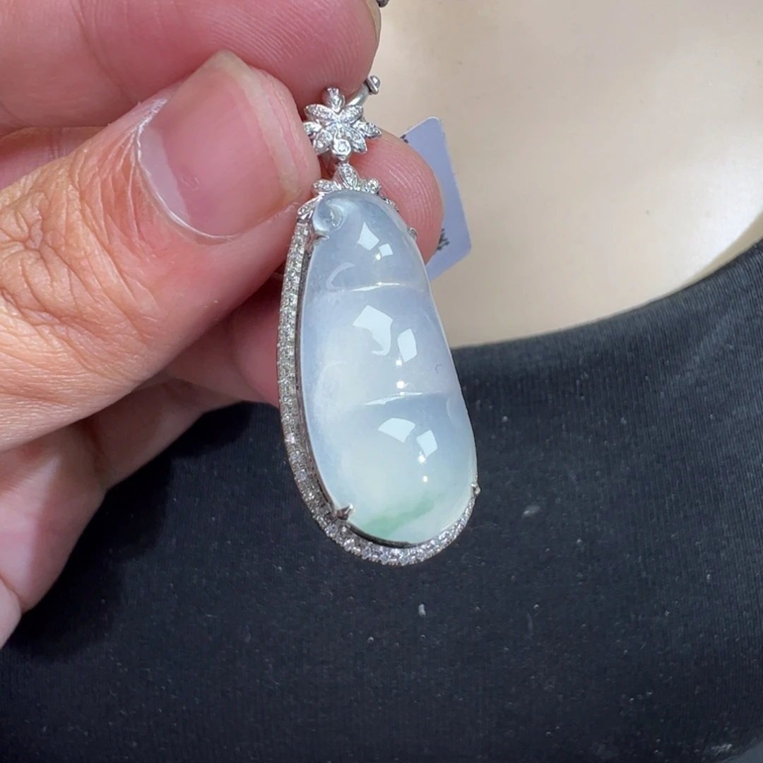 翡翠18K金镶嵌吊坠(不含链)