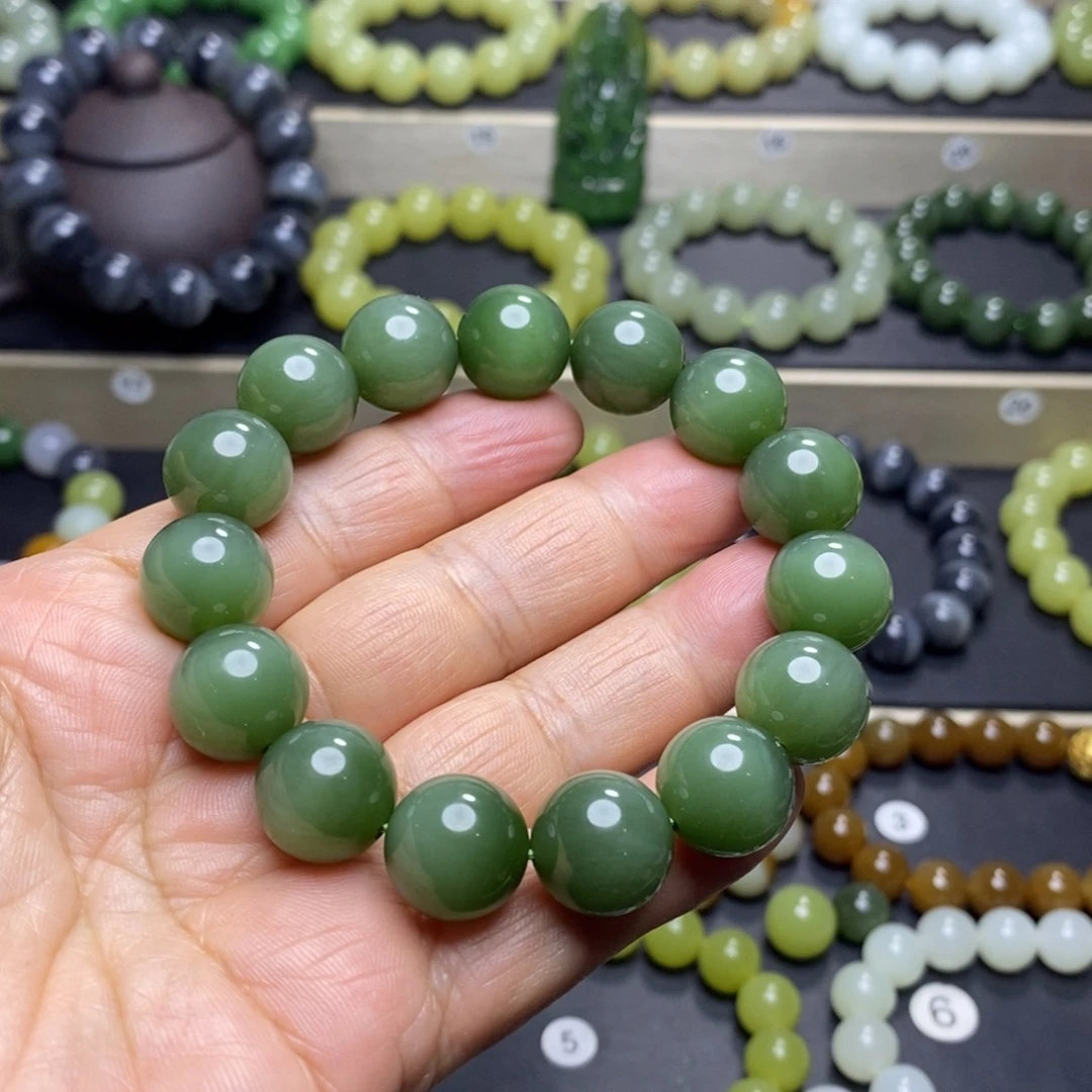 和田玉未镶嵌手串