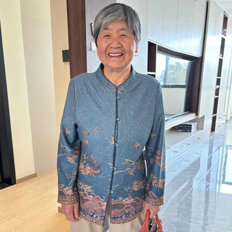 中老年女装妈妈装新款老人衣服女奶奶春装长袖衬衫老太太翻领外套