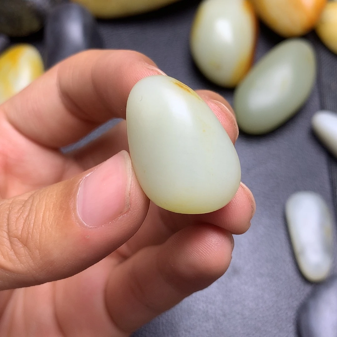 和田玉未镶嵌摆件