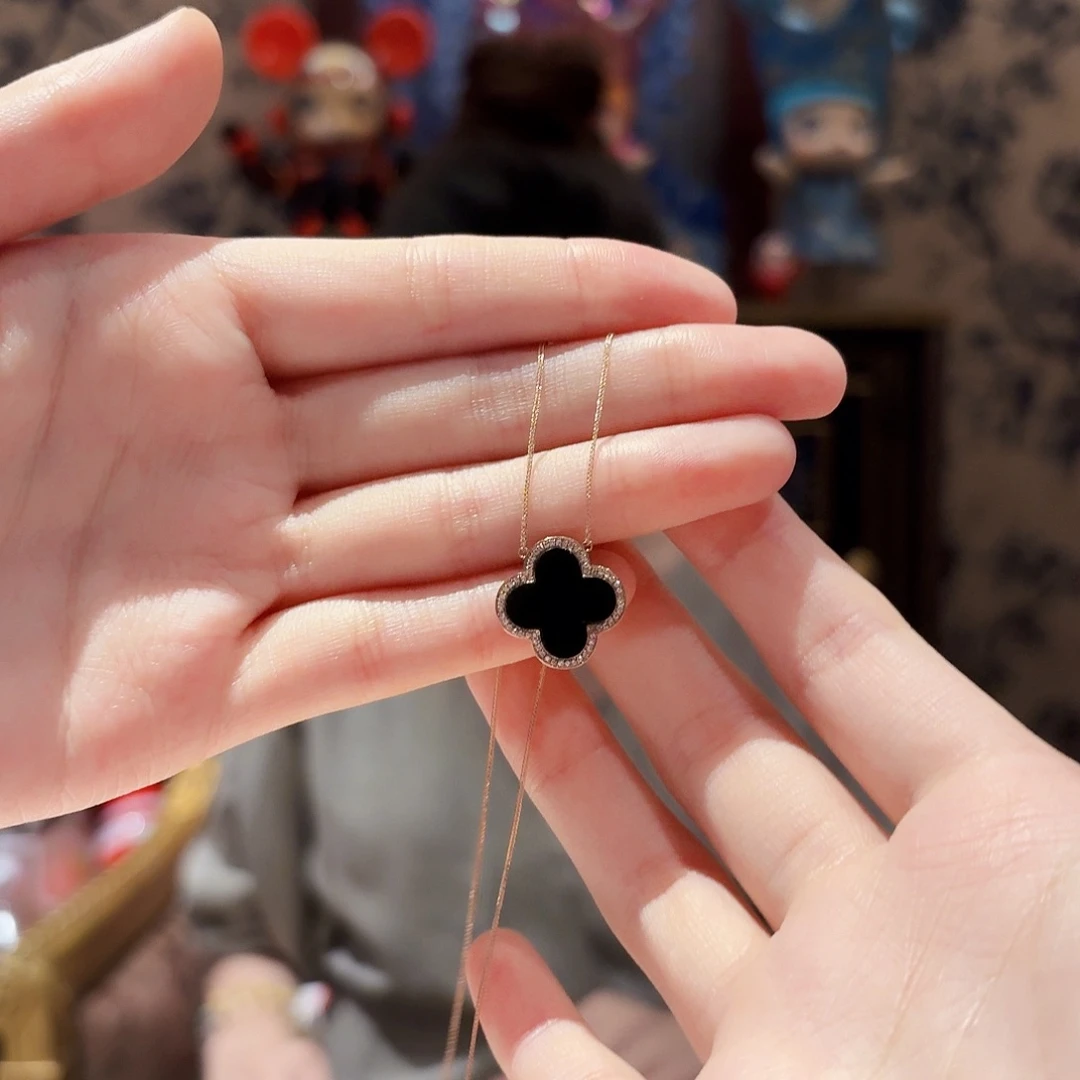 翡翠18K金镶嵌颈饰3号