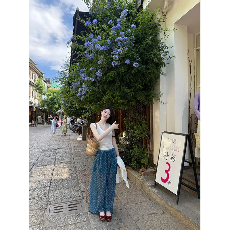 2025夏季简约风修身显瘦T恤短袖上衣气质时尚收腰a字印花阔腿裤女