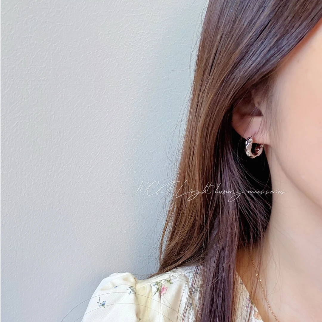 铜合金耳饰 MCK【设计感耳扣女】百搭时尚耳饰小众设计轻奢耳钉-M5