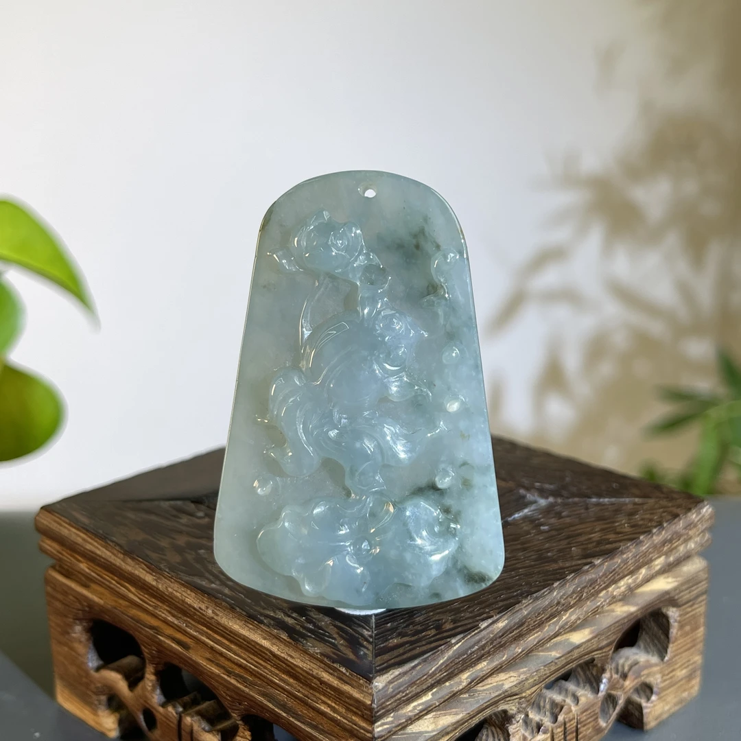 JTB11-23 天然缅甸A货翡翠  年年有余