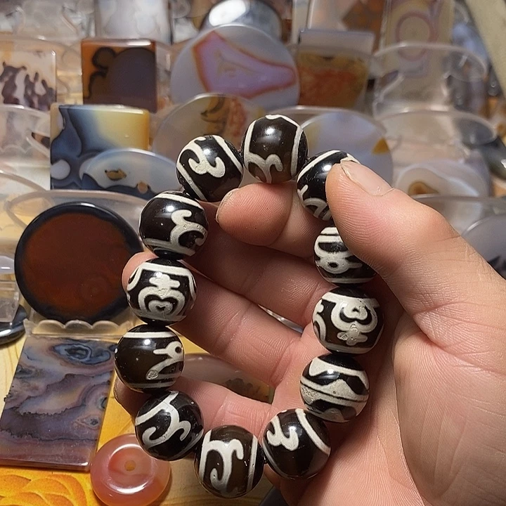 玛瑙/玉髓合金戒指
