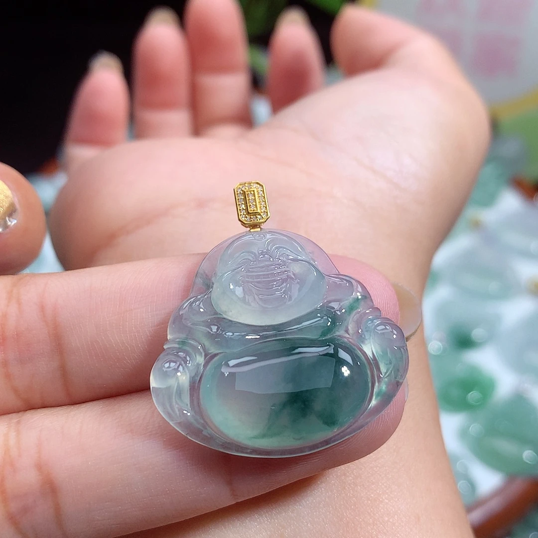 翡翠未镶嵌颈饰佛公
