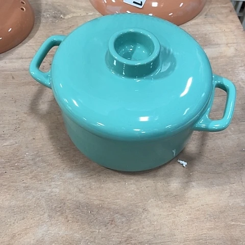 微瑕，不明火，口径18厘米，高度8大炖盅