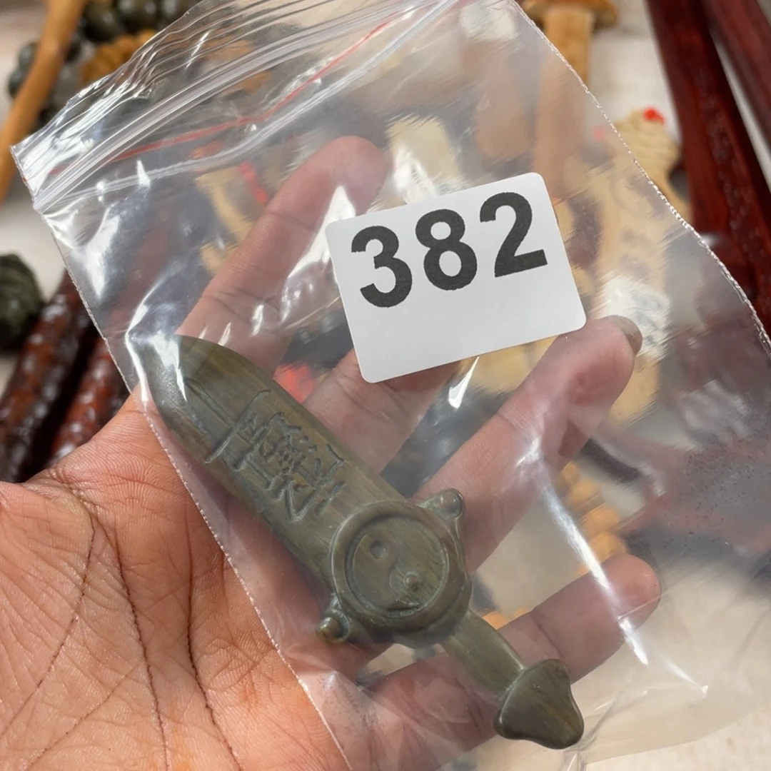 非洲紫檀（红花梨）f****z382