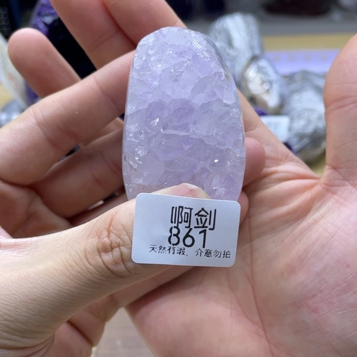 未镶嵌水晶大型摆件（非配饰）