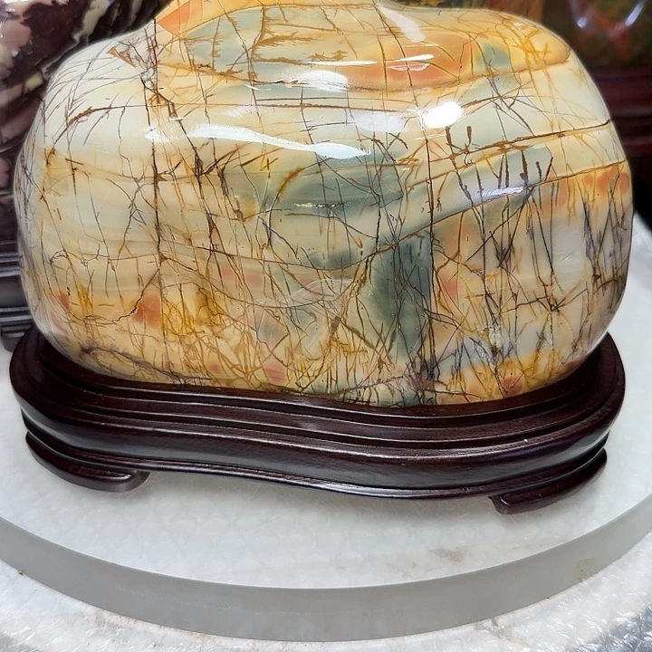 围***叔石材乳源彩石家摆件