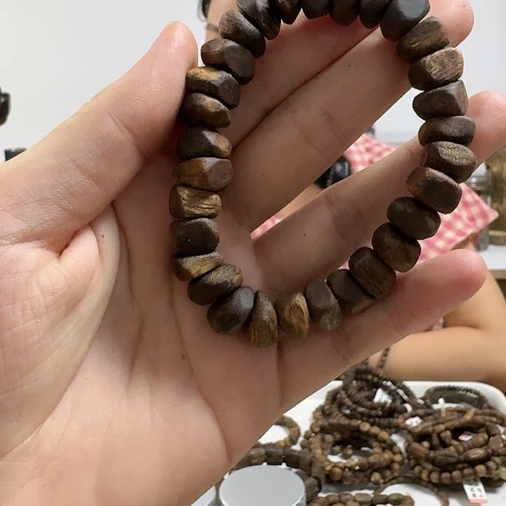沉香沉香碎屑乌身圆叶碎银子单圈