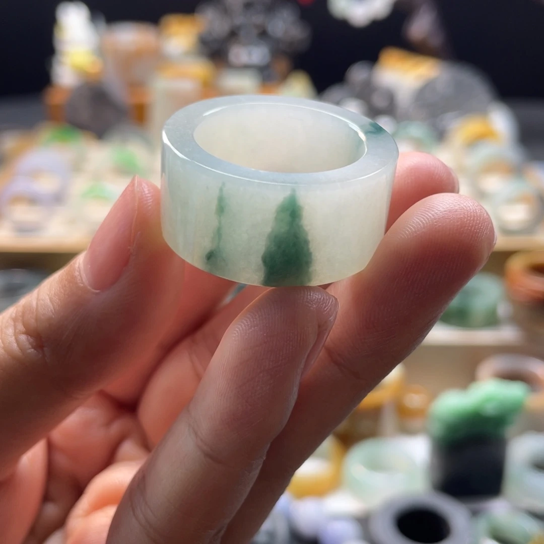 未镶嵌定制翡翠戒指