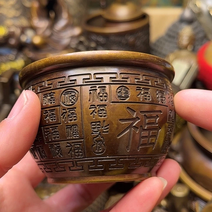 精美铜器批发档口