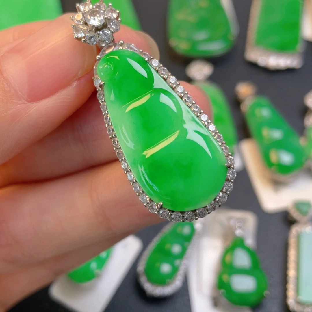 翡翠银S925镶嵌吊坠(不含链)