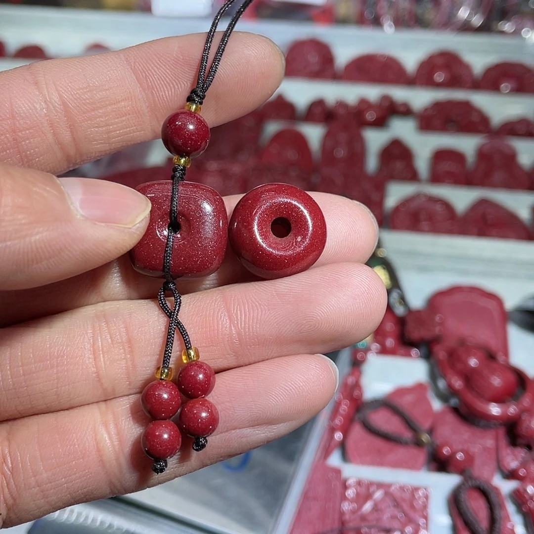 天然辰砂紫金砂平安扣手机挂左款