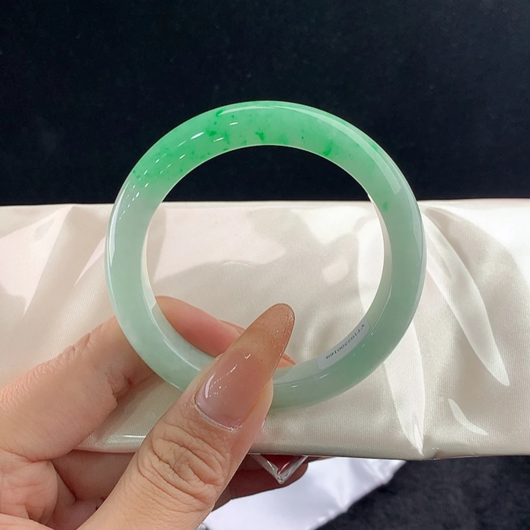 【闪购商品】未镶嵌手镯翡翠正54.9