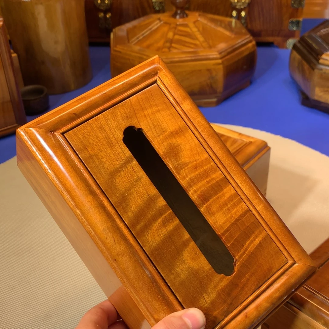 金丝楠陈*勇金丝楠纸巾盒