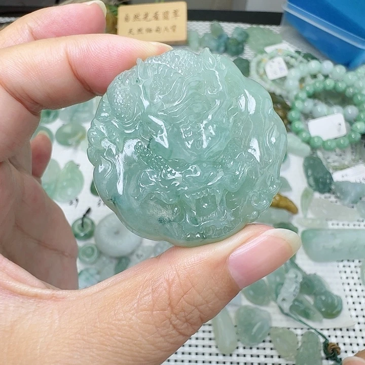 未镶嵌定制翡翠挂件