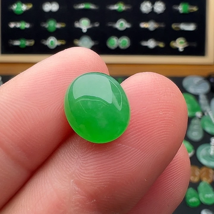 翡翠未镶嵌颈饰蛋面11