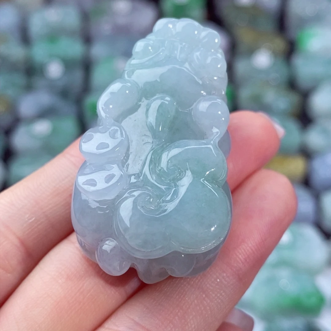 颈饰未镶嵌翡翠天然