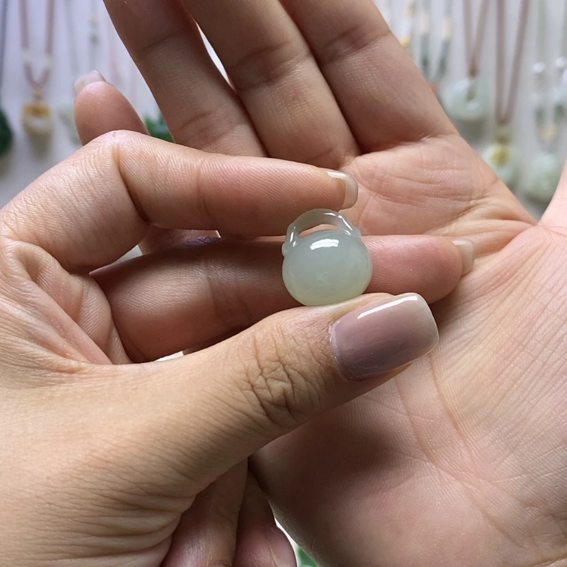 【闪购商品】和田玉未镶嵌颈饰