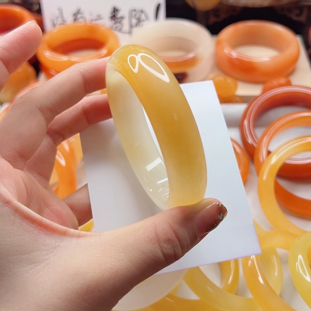 石英质玉（黄龙玉）未镶嵌手镯