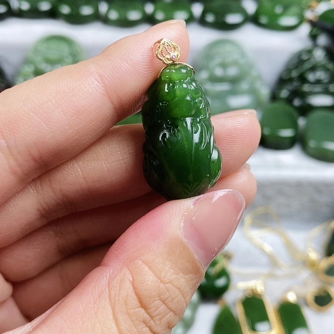 和田玉（碧玉）未镶嵌颈饰