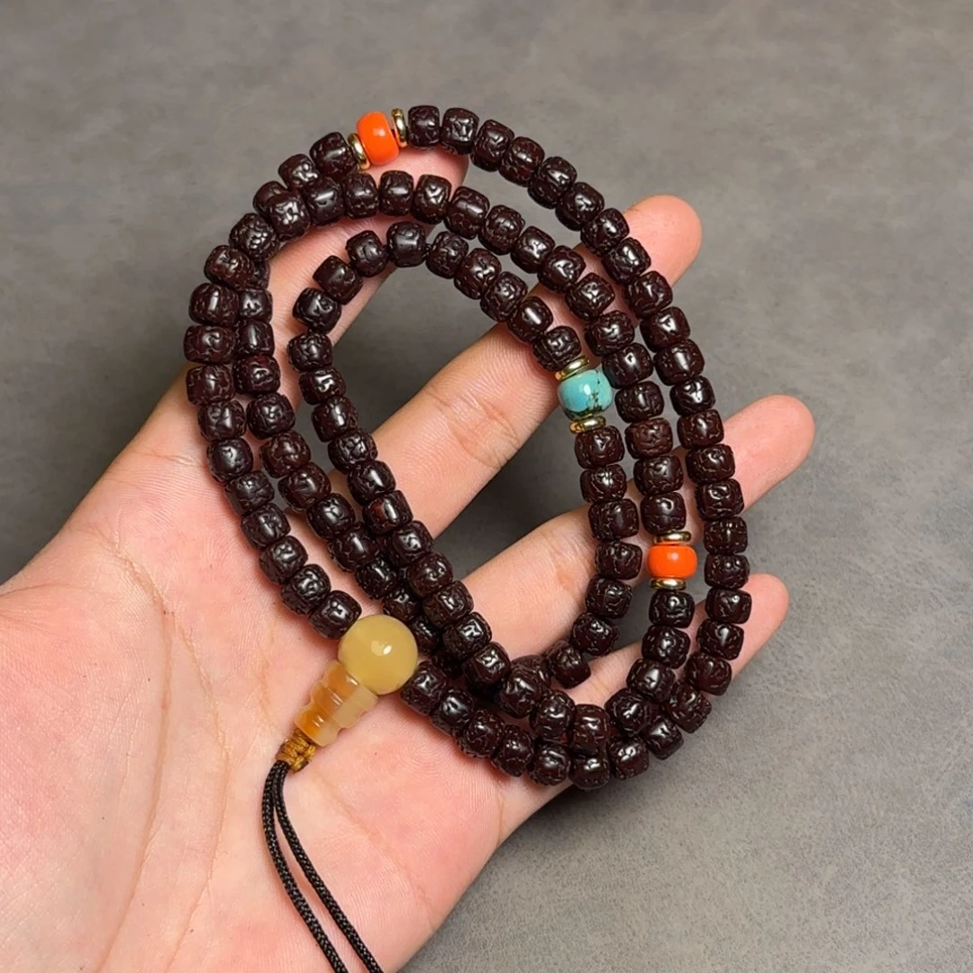 琉璃颈饰轩**奇琉璃颈饰