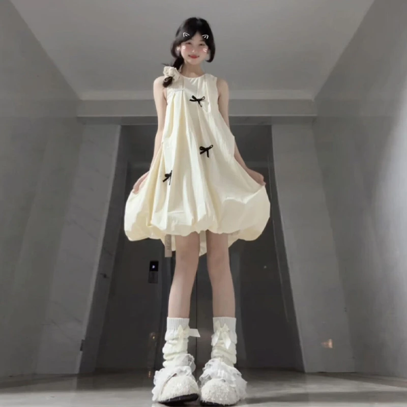 小众花苞裙黄色无袖背心连衣裙子2025新款夏季女装小个子显高短裙