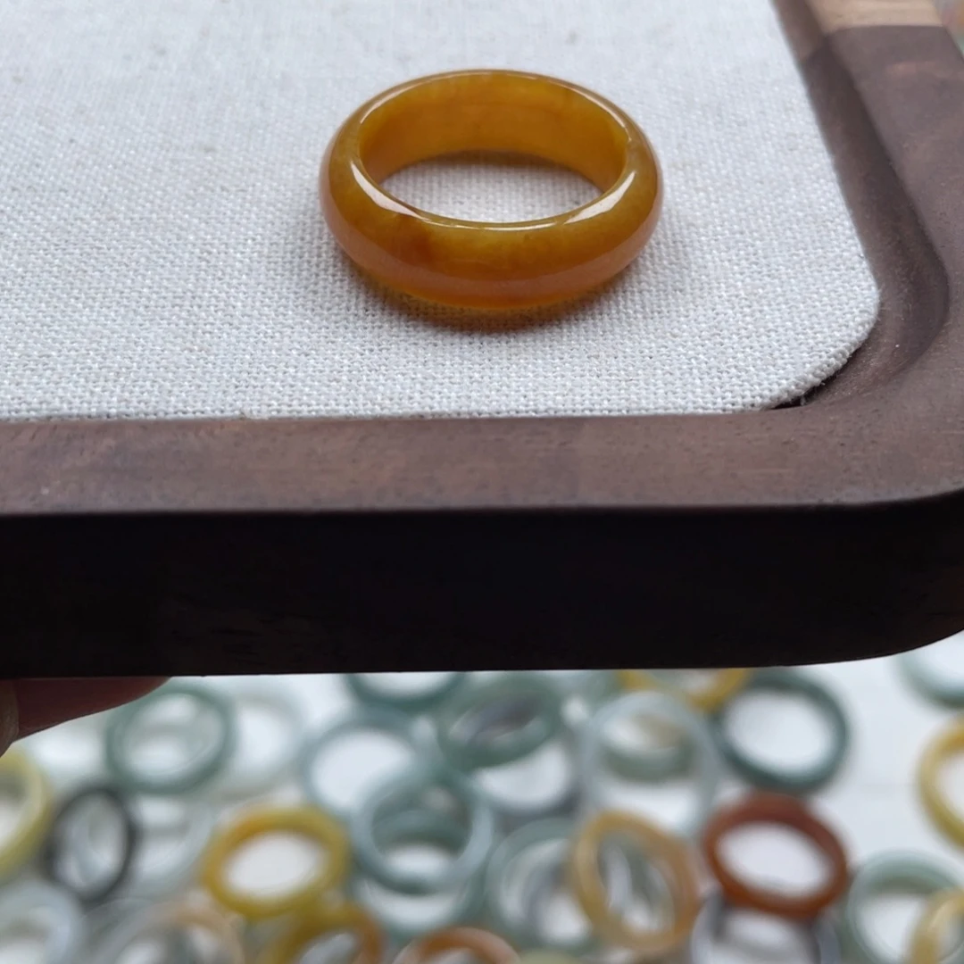 翡翠戒指未镶嵌12 号 港码 20