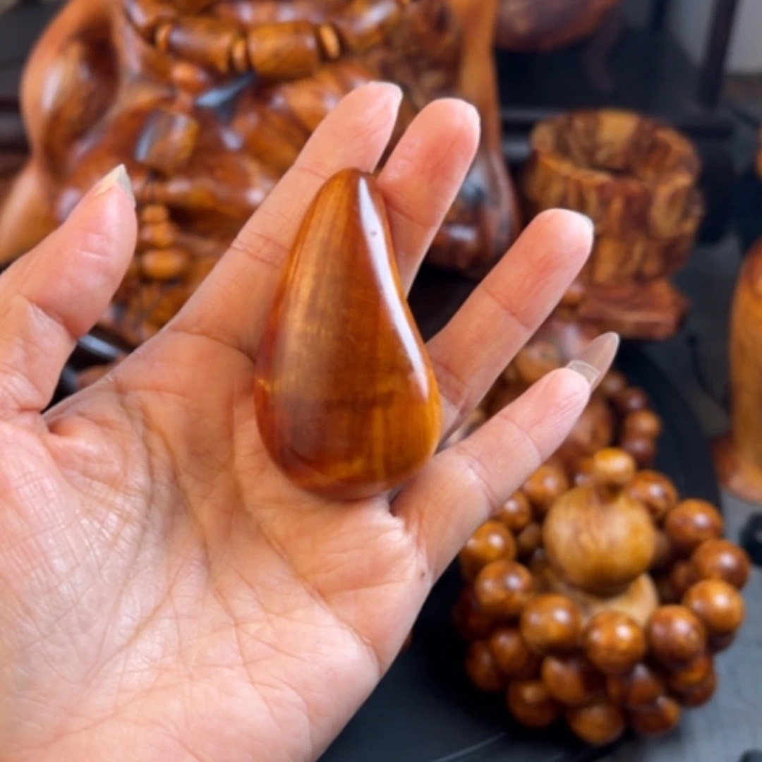 【闪购商品】松木（琥珀木）把件代****当