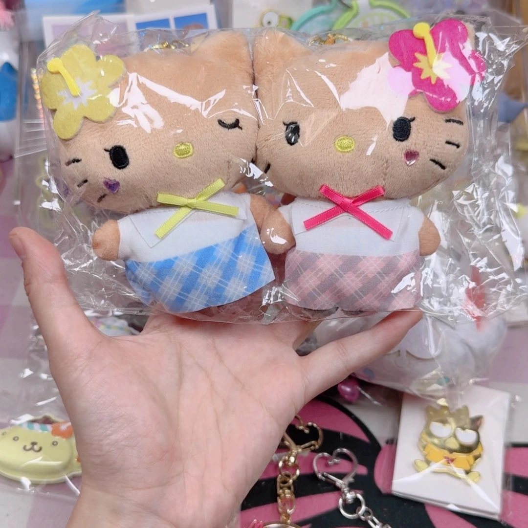 三丽鸥黑皮校服凯蒂猫磁吸挂件
