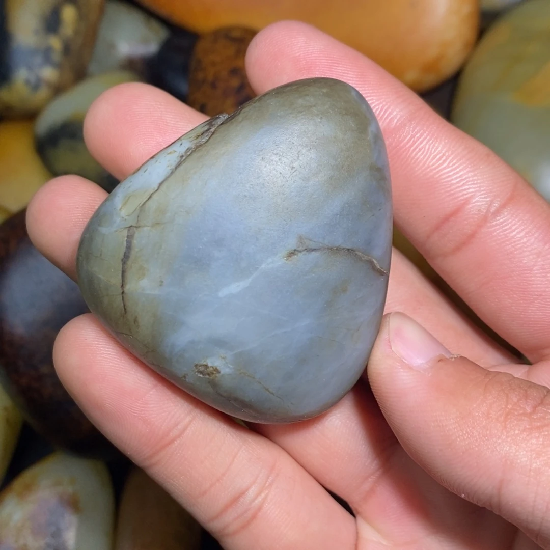 和田玉未镶嵌珠宝奇石