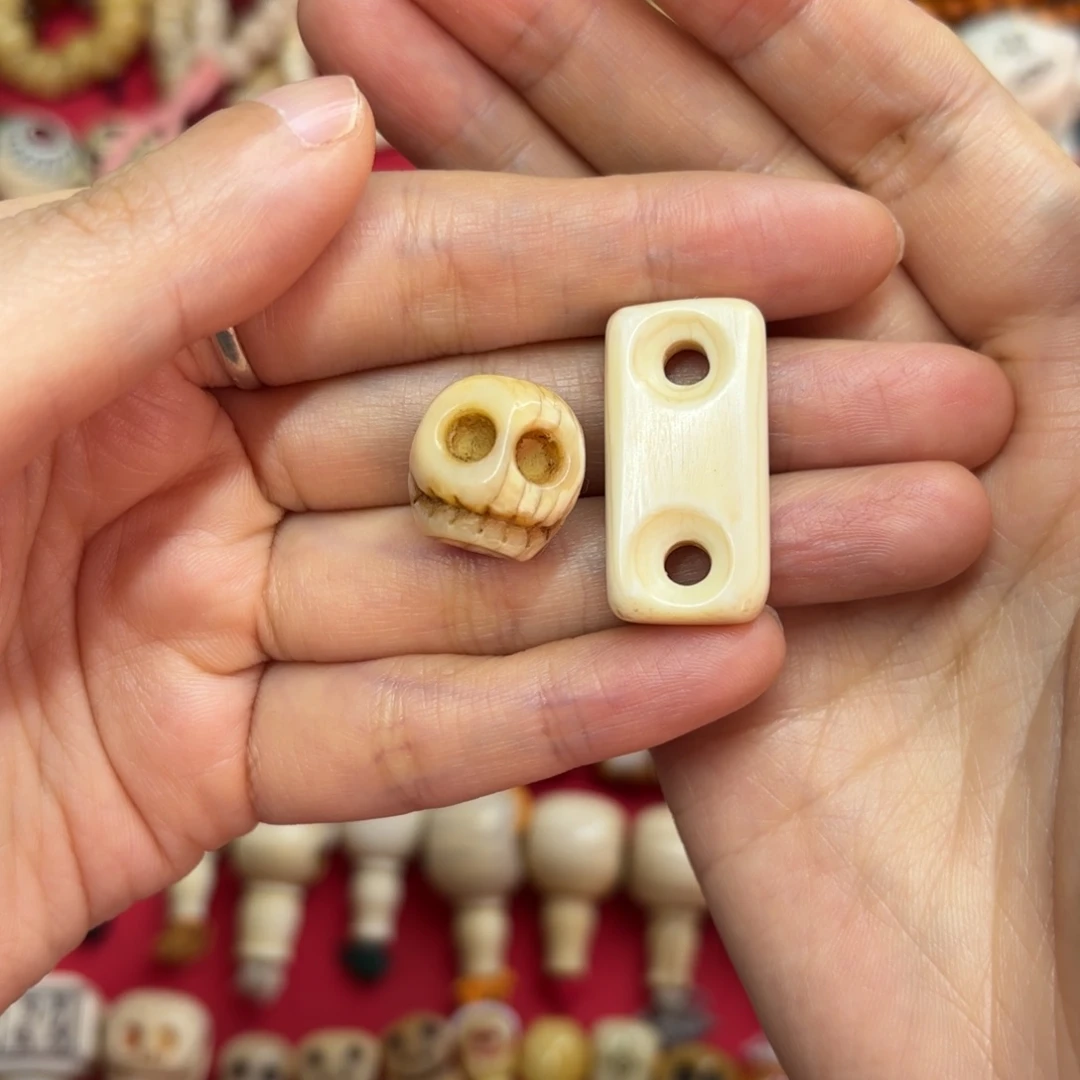 配饰和化妆等工序制版