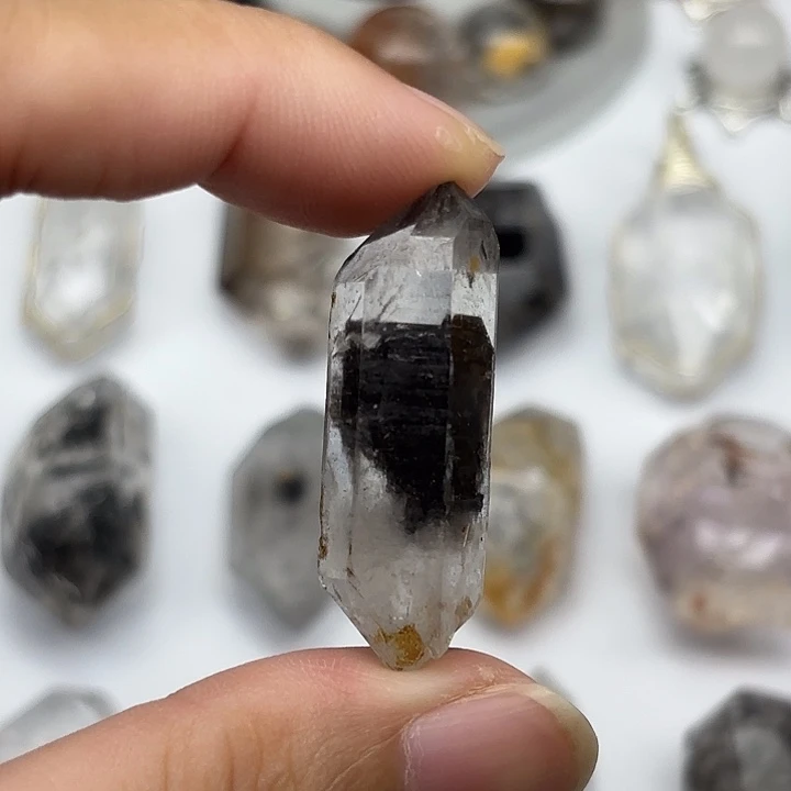 水晶未镶嵌颈饰糖心闪灵钻37mm+