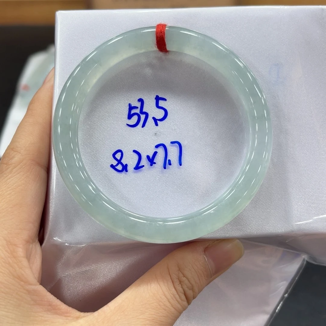 未镶嵌手镯翡翠翡翠