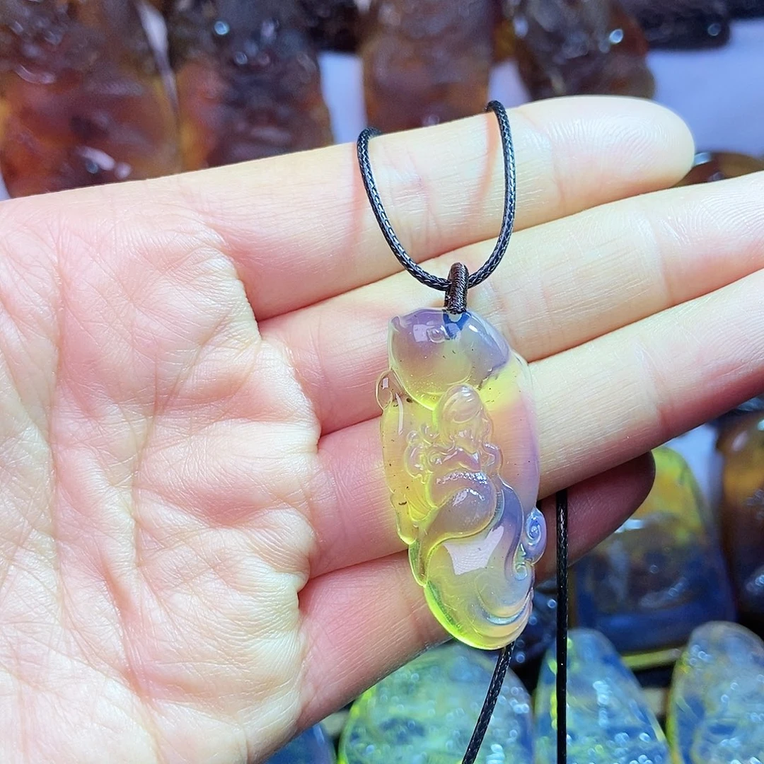 琥珀颈饰未镶嵌美人鱼