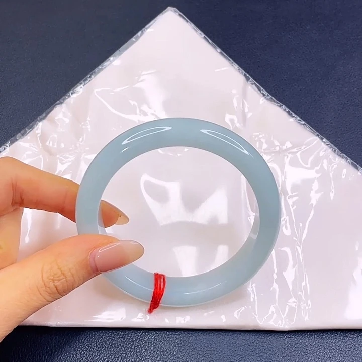 翡翠未镶嵌手镯翡翠