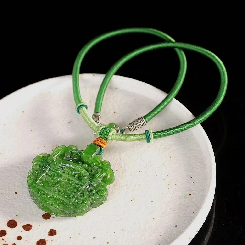 二店  碧韵祥安锁  和田玉碧玉香囊设计项链288