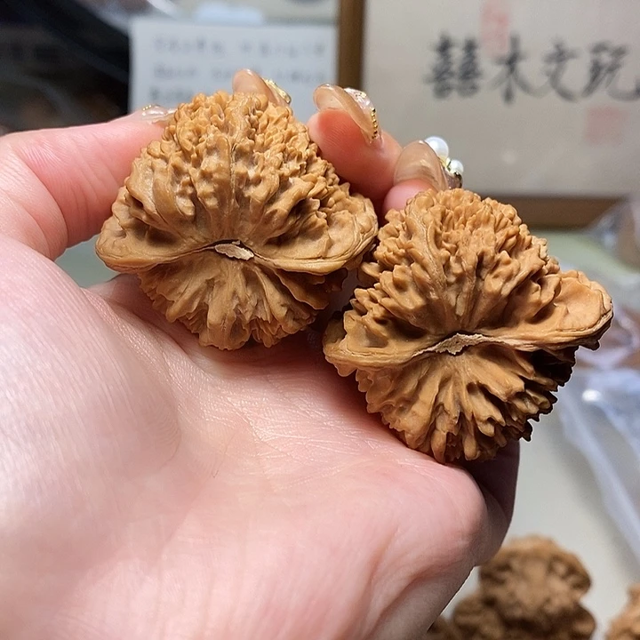 文玩核桃吊坠43满天星