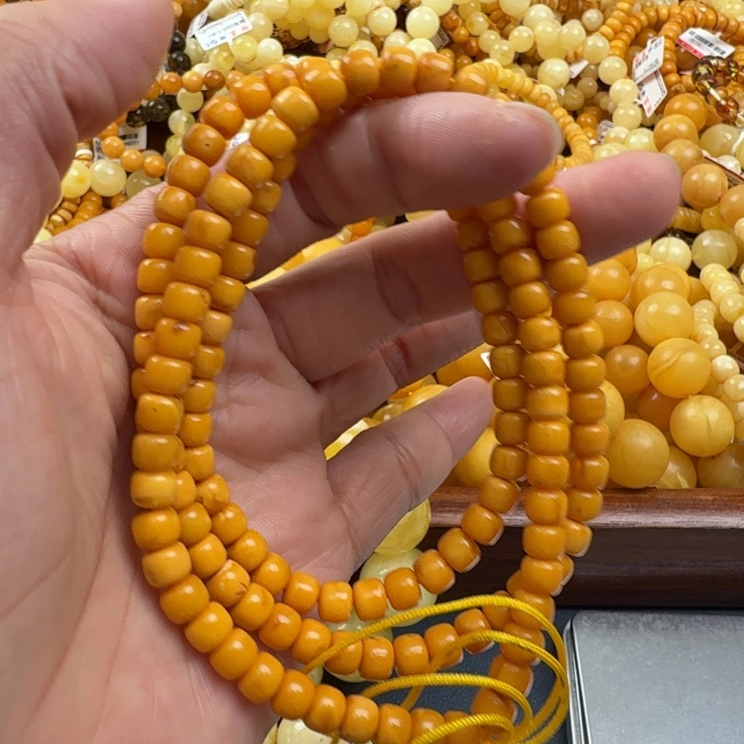 未镶嵌琥珀珠宝奇石