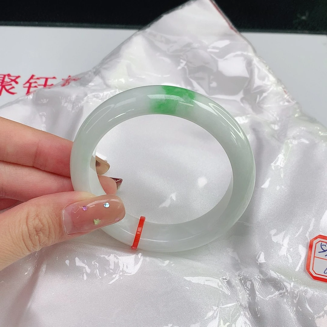 未镶嵌手镯翡翠092