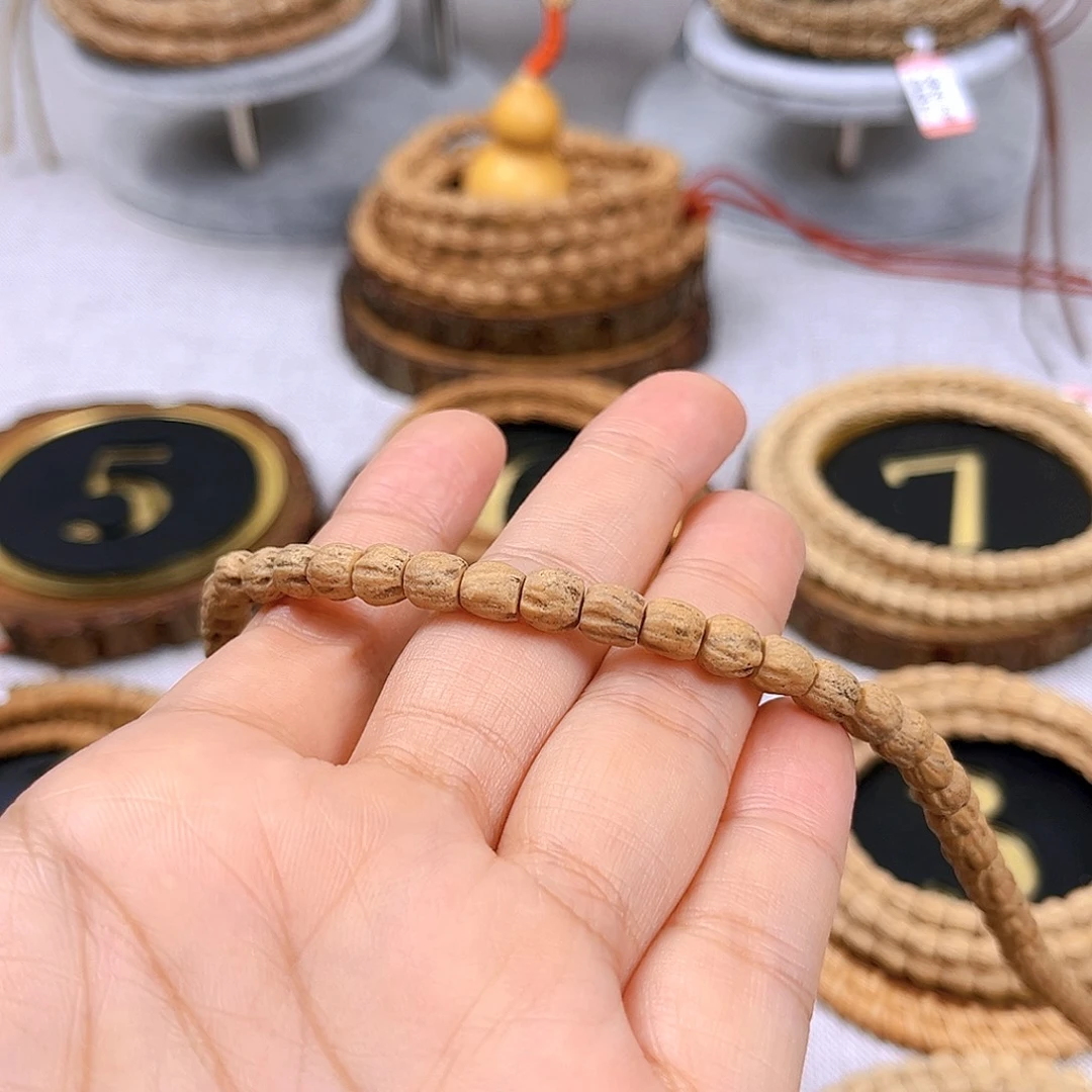 柏香籽/百香籽吊坠啦**啦