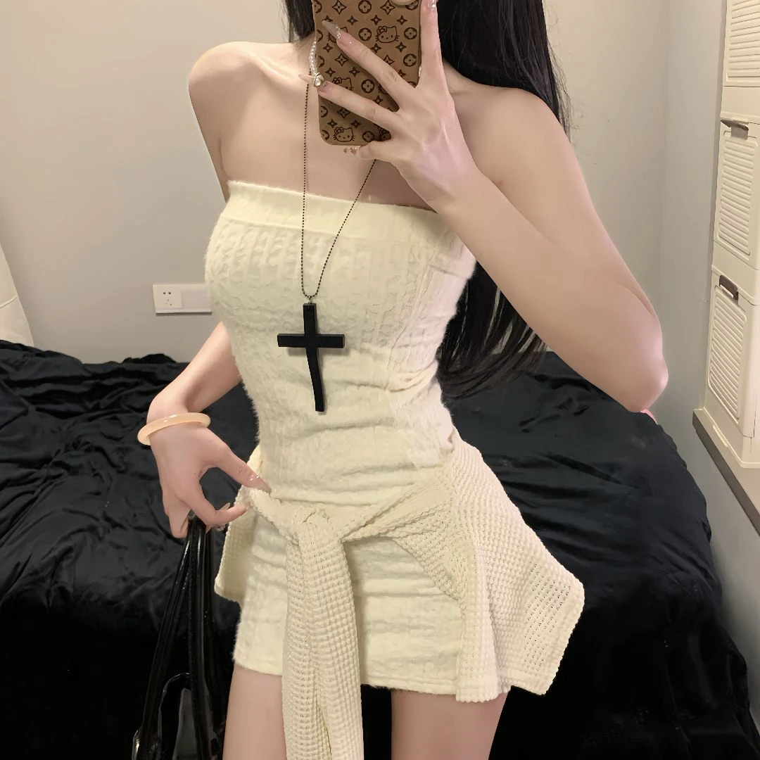 iqcq气球熊纯欲风性感抹胸开衫连衣裙套装收腰显瘦包臀裙温柔辣妹