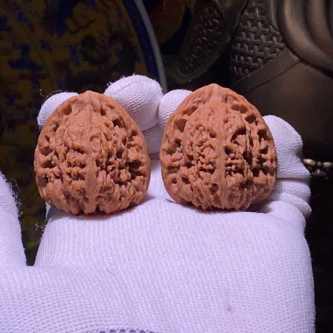 把件文玩核桃全品39 38 39红皮南疆石