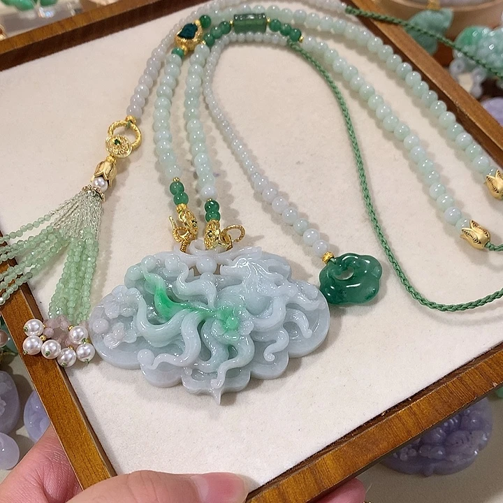 翡翠未镶嵌颈饰翡翠吊坠