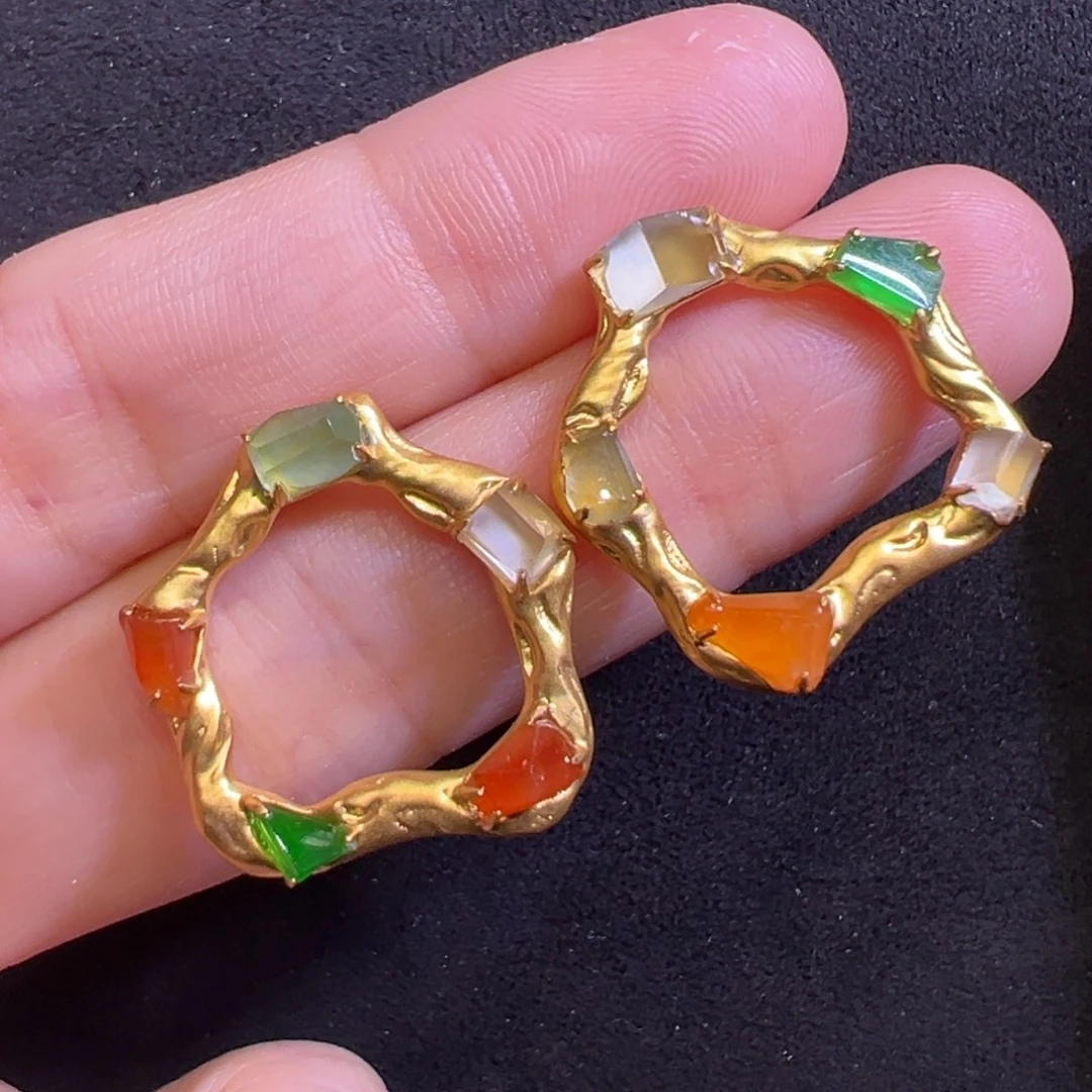 翡翠18K金镶嵌耳饰耳钉