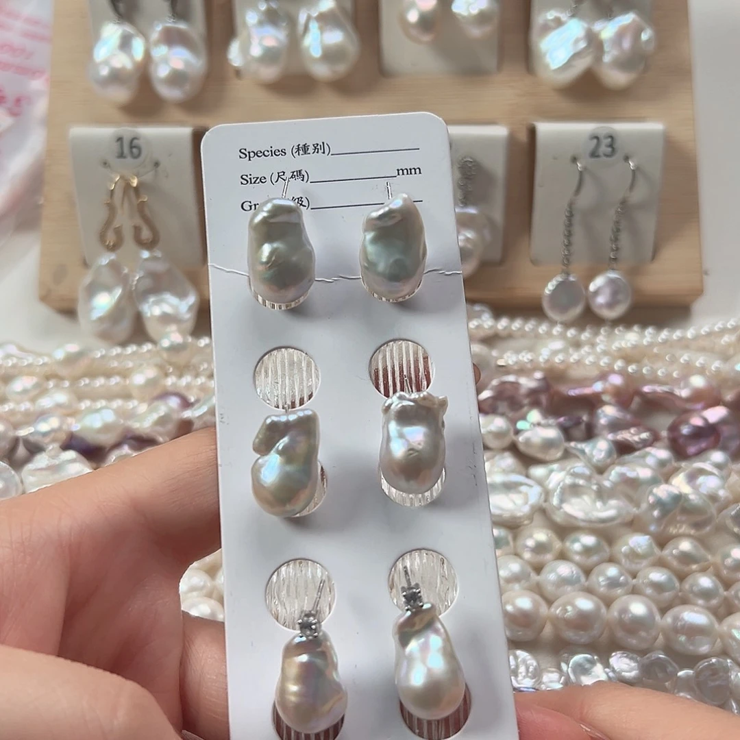淡水珍珠银S925镶嵌耳饰