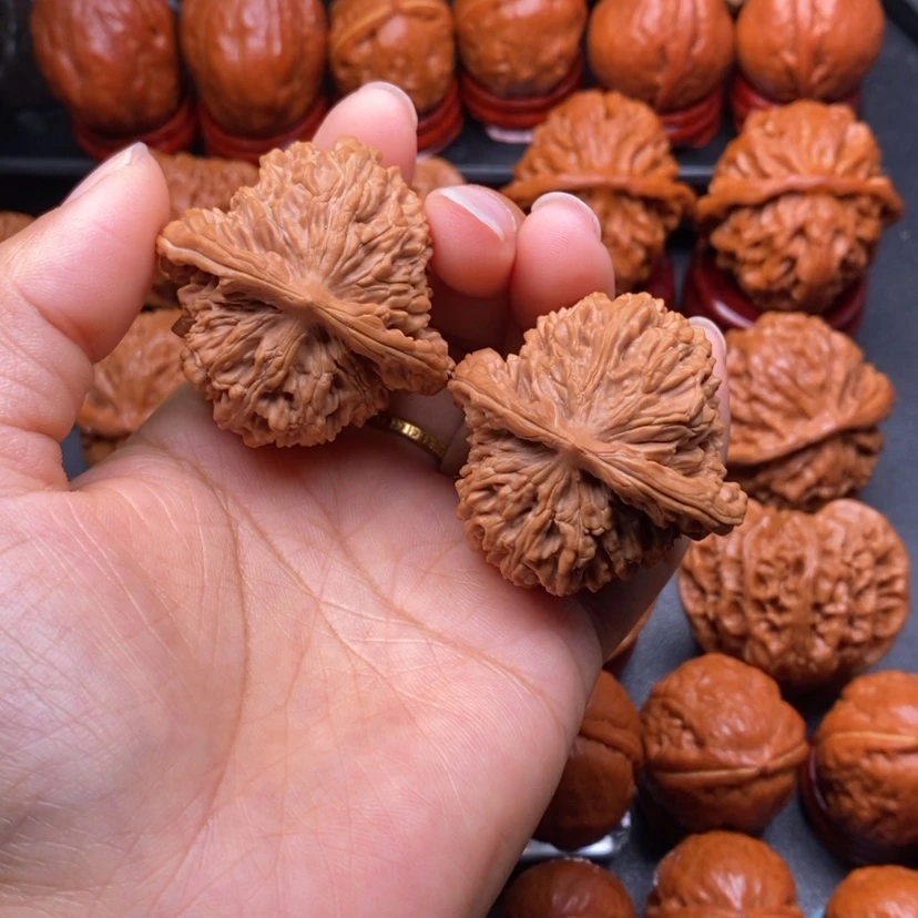【闪购商品】文玩核桃把件42篓子