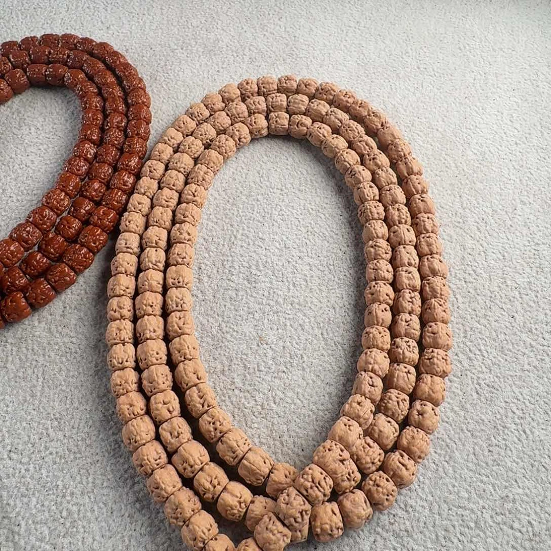 金刚菩提吊坠随*龙切佛手